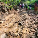 Pemerintah Kabupaten Madina Jangan Tutup Mata Terhadap Hancurnya Jalan Desa Banjar Malayu.