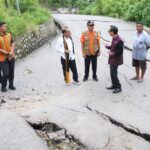 Pj. Gubernur NTT Ayodhia Kalake Tinjau Lokasi Bencana Alam di Kota Kupang.