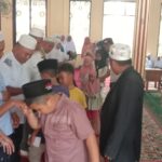 Keluarga Besar BKMT Lingga Bayu Sedekahi Anak Yatim Pada 10 Muharram 1446 Hijriah